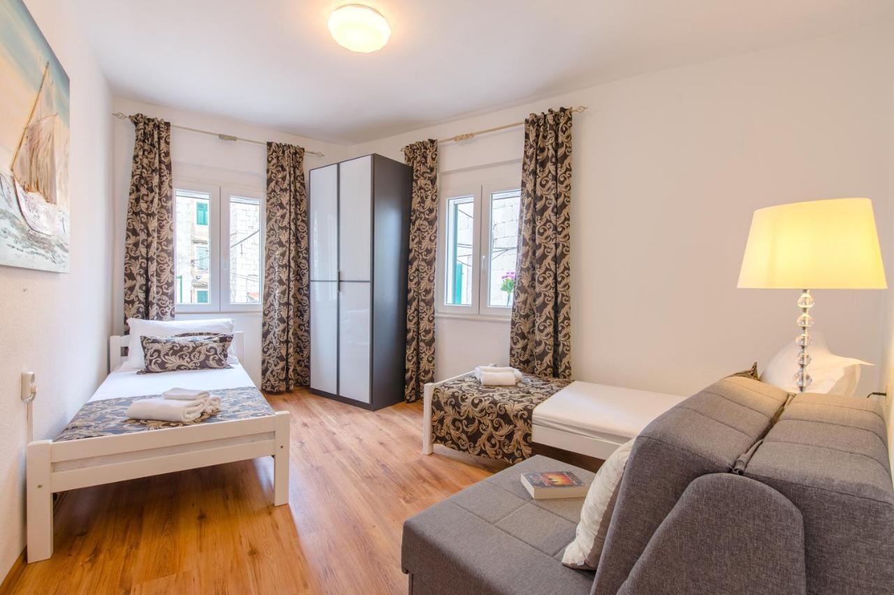 Apartment Vijoleta In City Centre Split Exterior foto